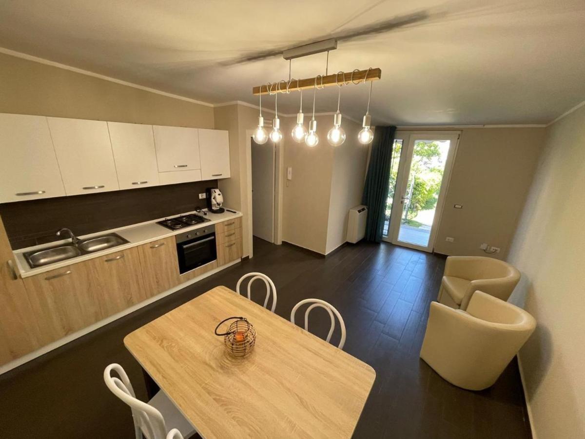 Villa Marisa Resort Castellammare di Stabia Zewnętrze zdjęcie